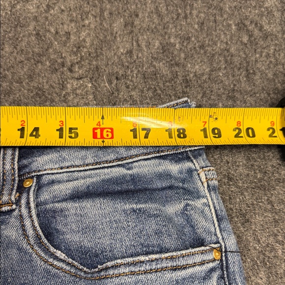 Kut from the Kloth Light Blue Distressed Straight Leg Jeans - Picture 5 of 7